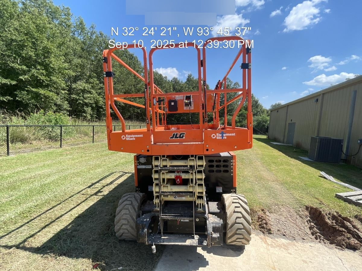 2023 JLG ERT4069