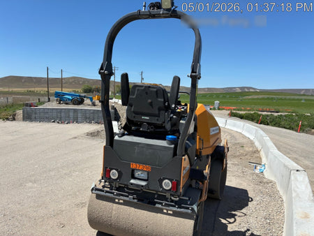 2021 CASE DV26E