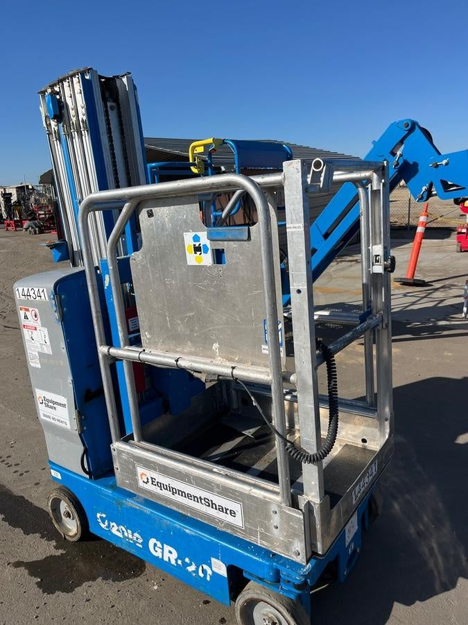 2021 GENIE GR-20