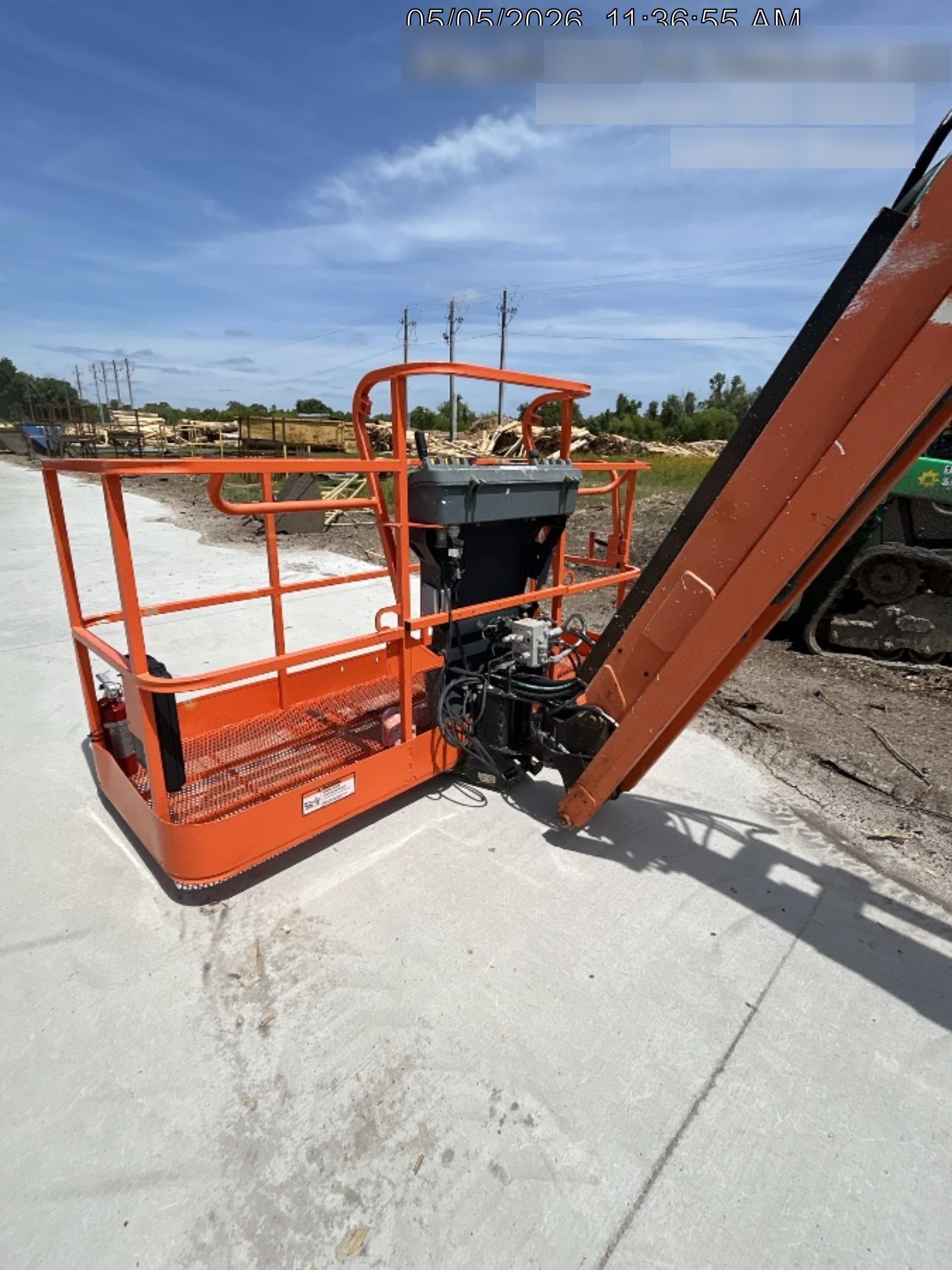 2019 JLG 660SJ