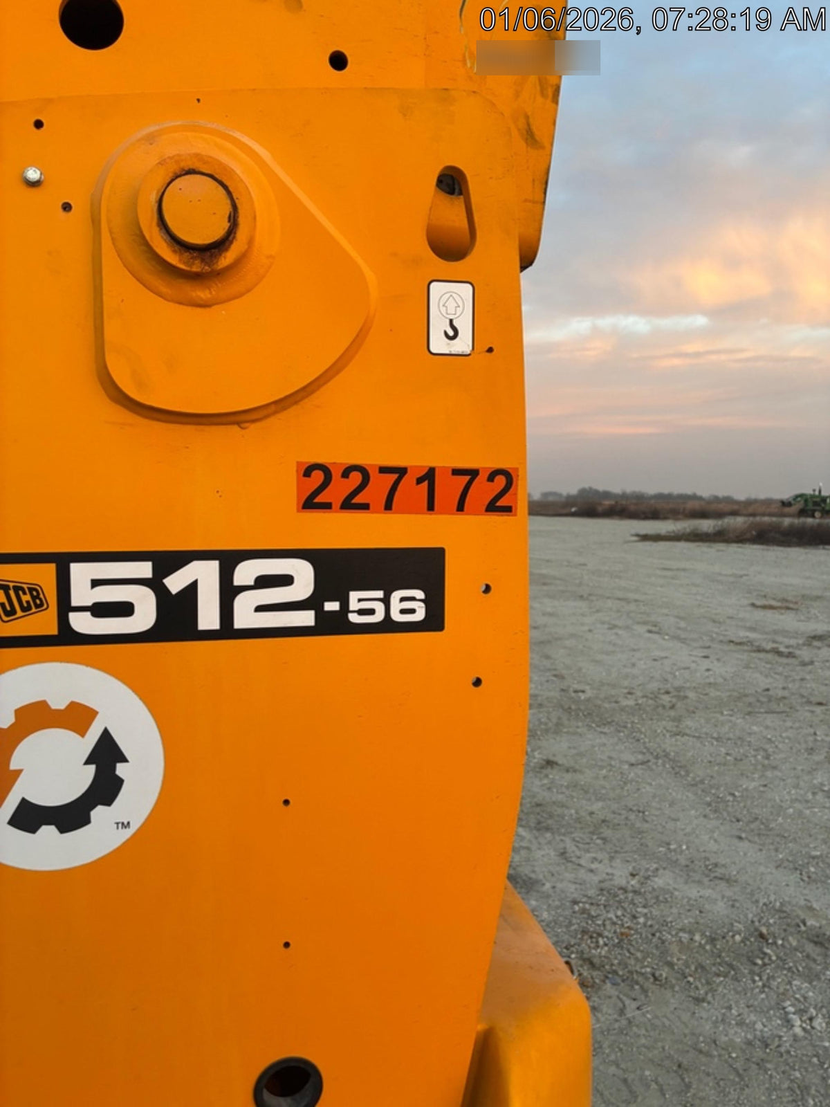 2022 JCB 512-56