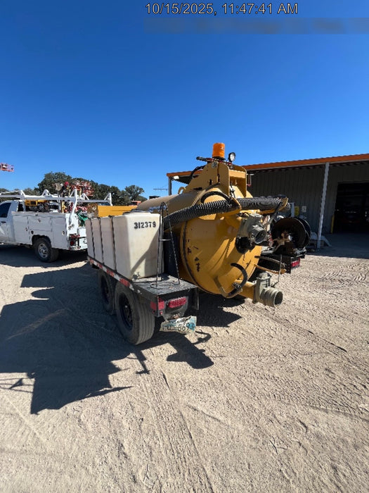 2023 Vac-Tron LP573XDT T4 Koehler Diesel Engine, 500 Gallon Debris Tank, x2 100 Gallon Water Tanks