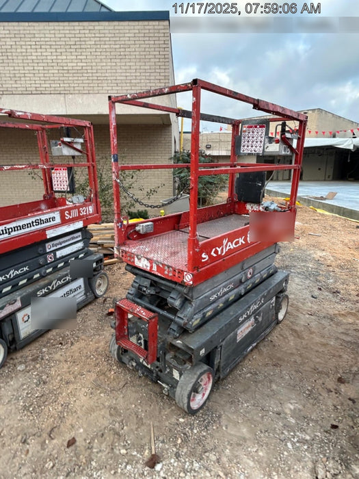 2015 Skyjack SJIII-3219 19' Scissor Lift