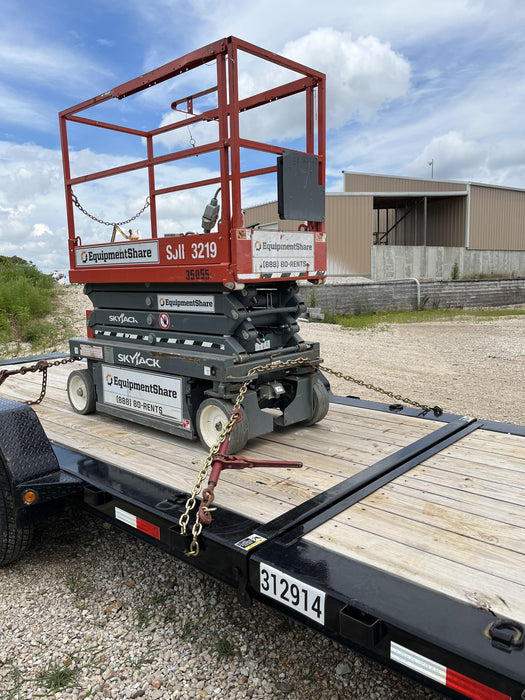2023 LOADTRAIL Tilt-Deck Rental Trailer