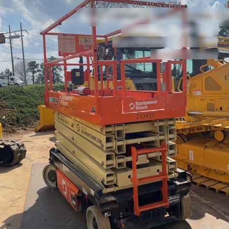 2022 JLG ES3246