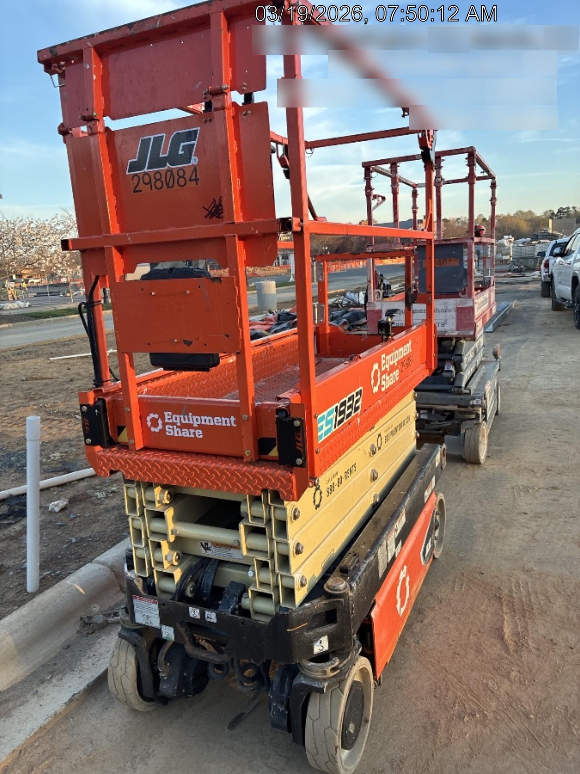 2023 JLG ES1932