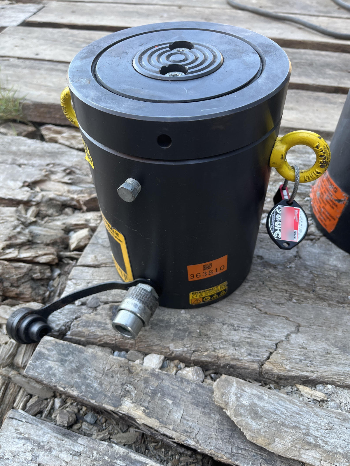 2023 ENERPAC HCL1004