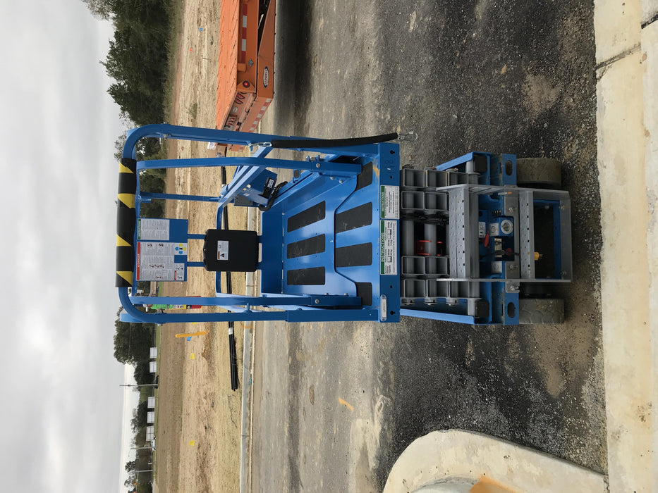 2019 Genie GS-1930 Fixed Rails with Chain Entry