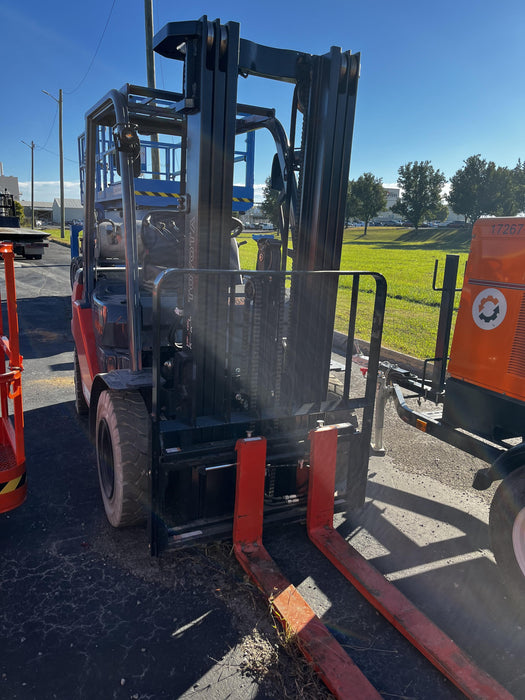 2022 TOYOTA 50-8FGU25