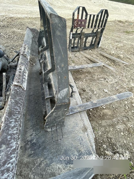 2022 ARROW MATERIAL HANDLING 48" Pallet Forks - Arrow