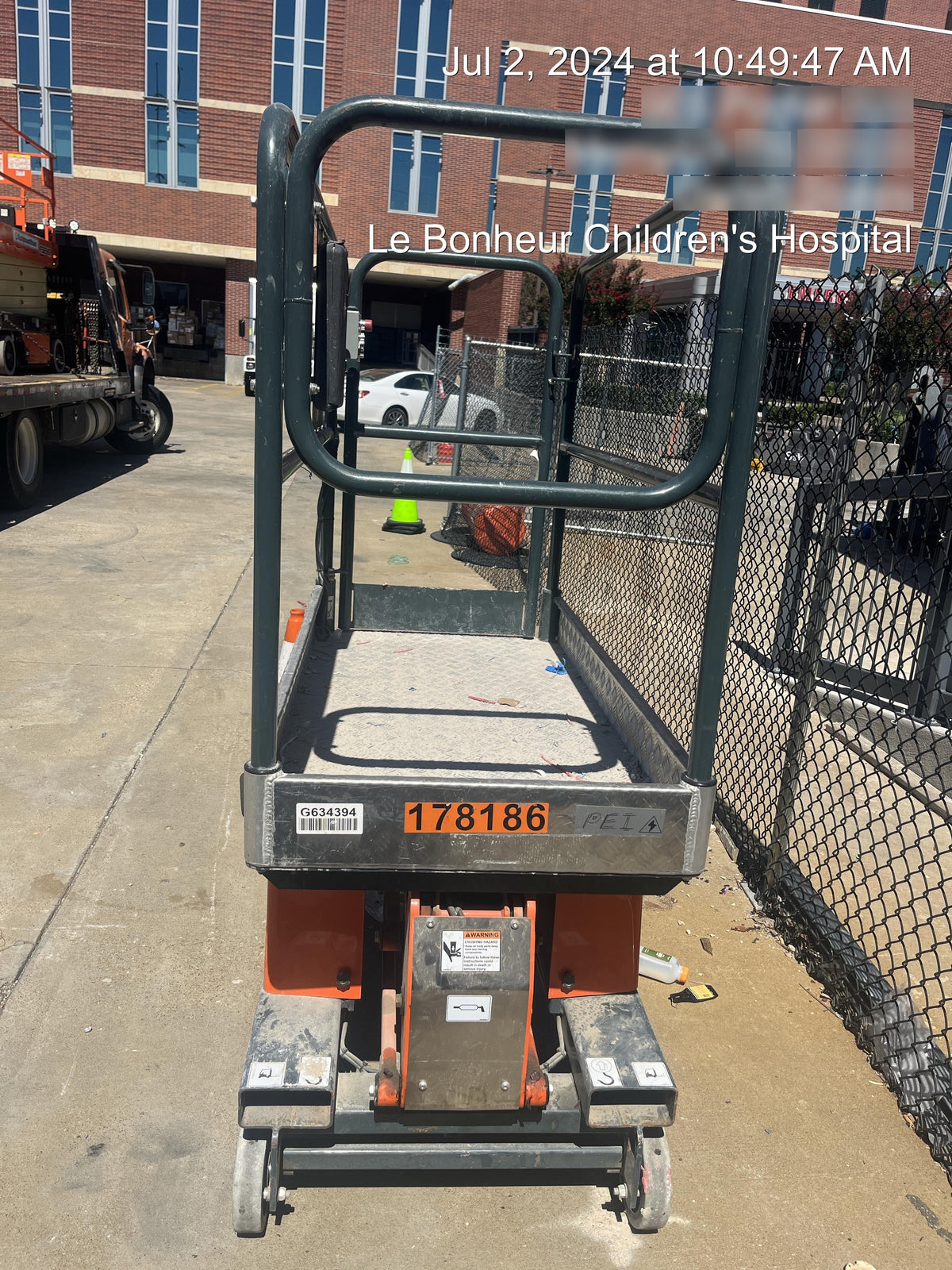 2021 JLG 1030P