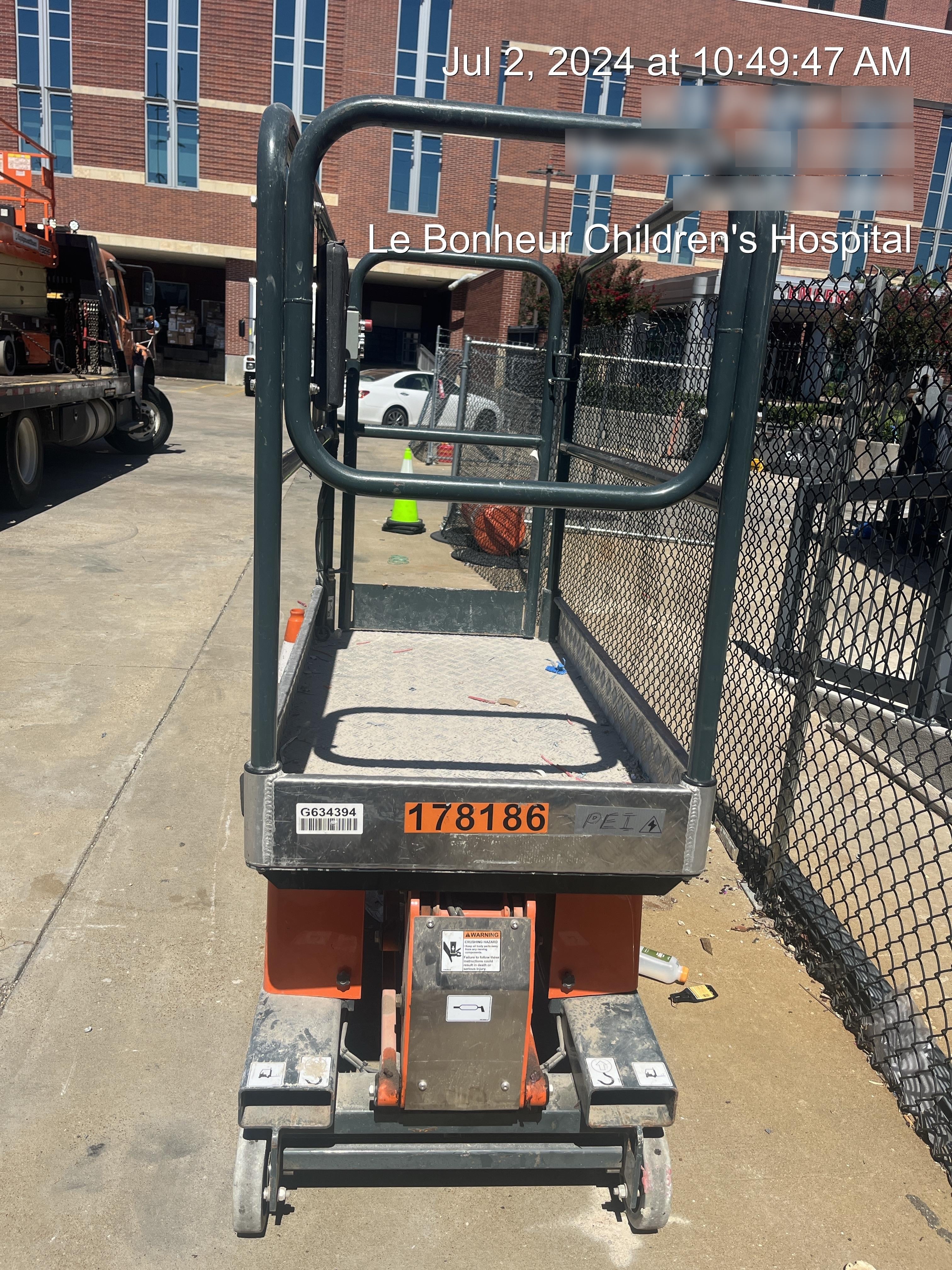 2021 JLG 1030P