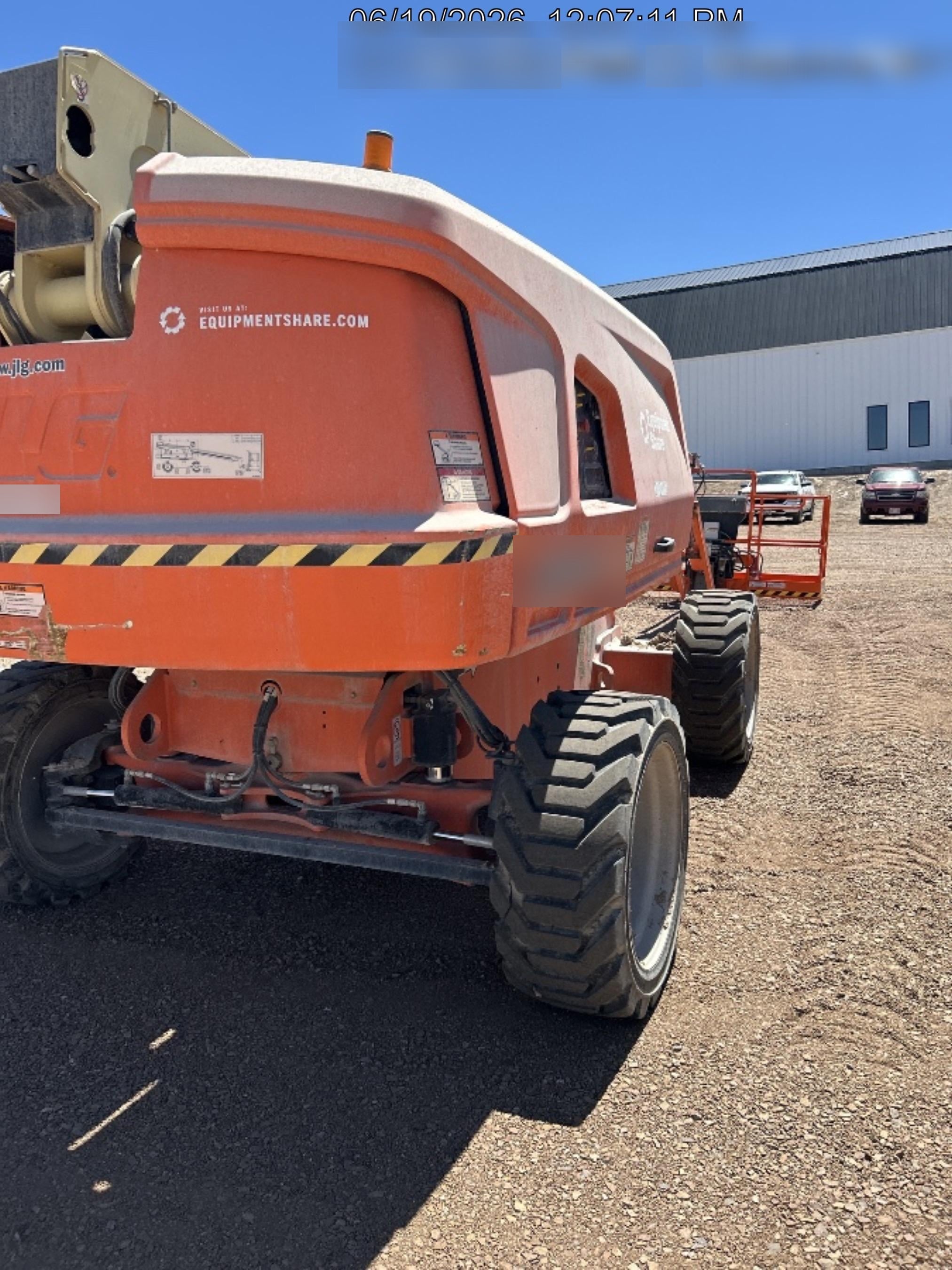 2023 JLG 660SJ