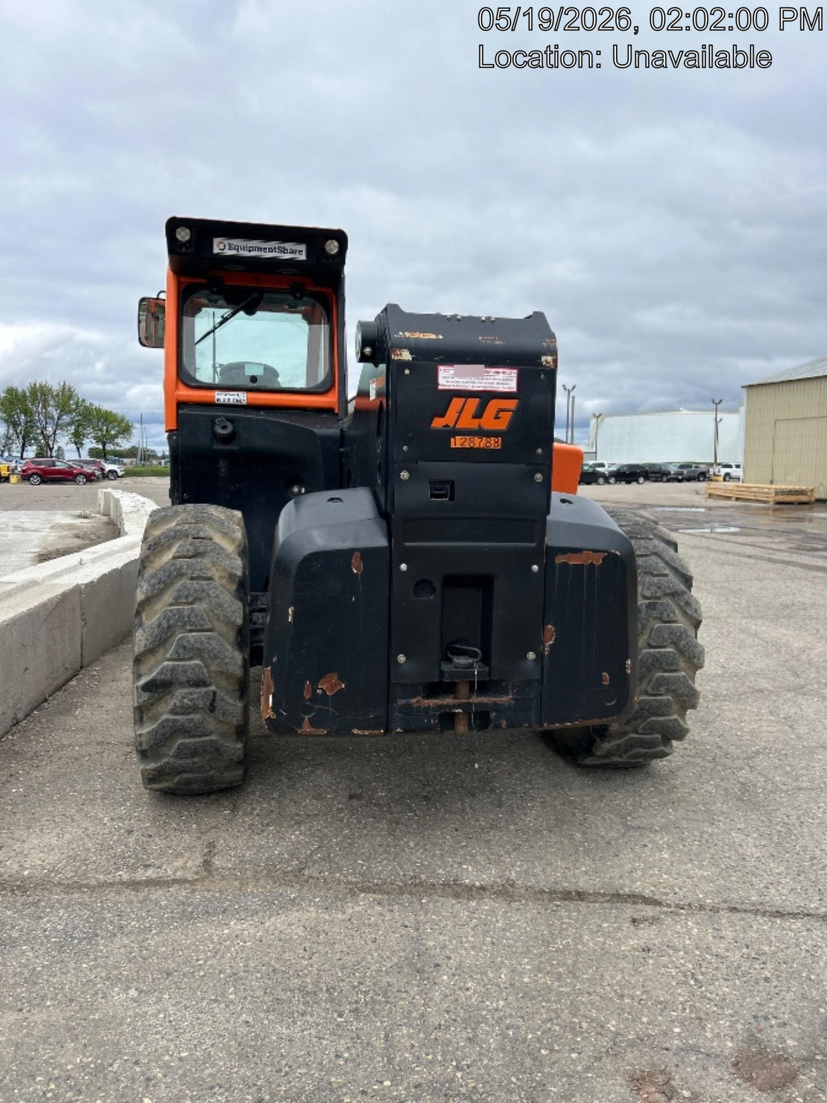 2021 JLG 1732