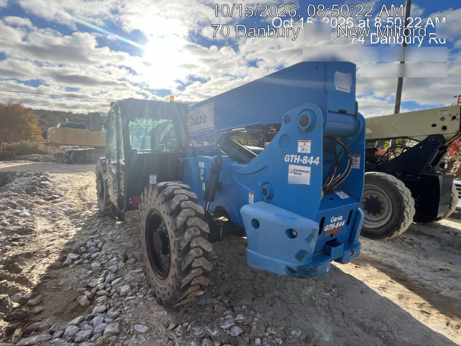 2021 GENIE GTH-844
