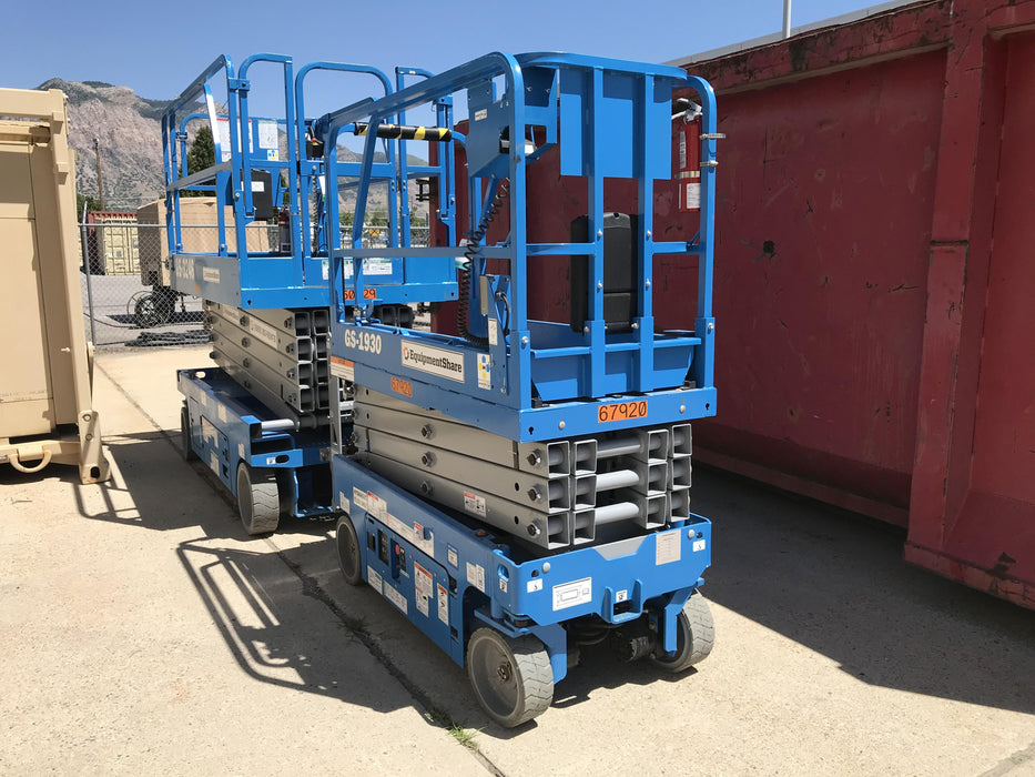 2020 Genie GS-1930 Fixed rails with chain entry gate - Pre A92.20