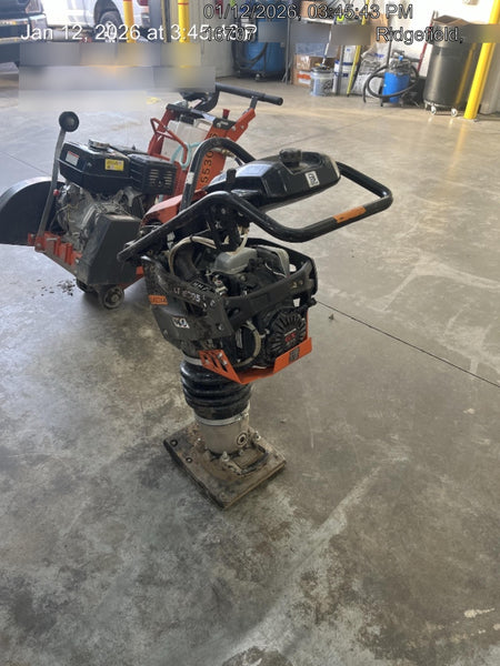 2025 HUSQVARNA LT6005