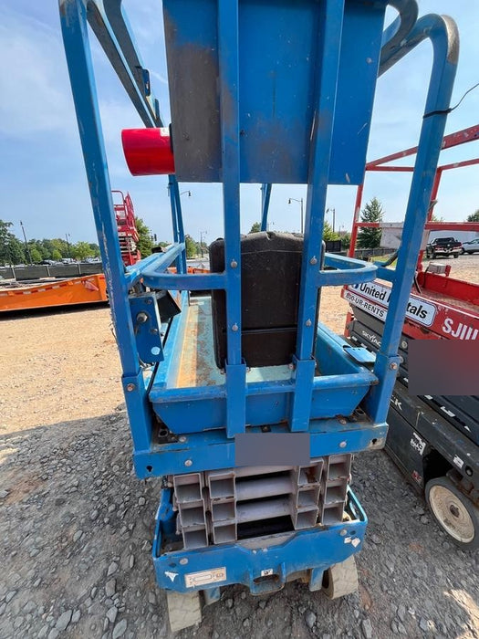 2019 Genie GS-1930 Fixed Rails with Chain Entry