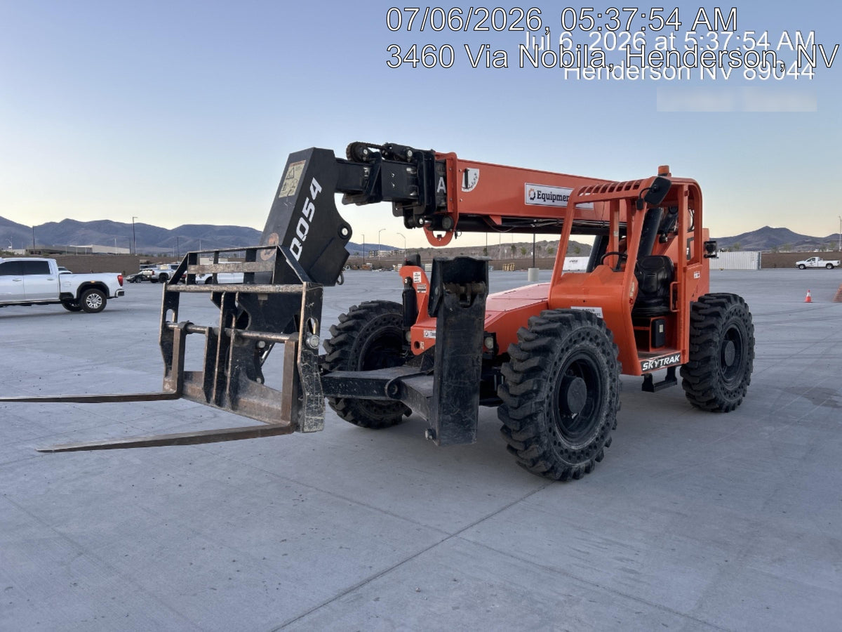 2021 SKYTRAK 10054