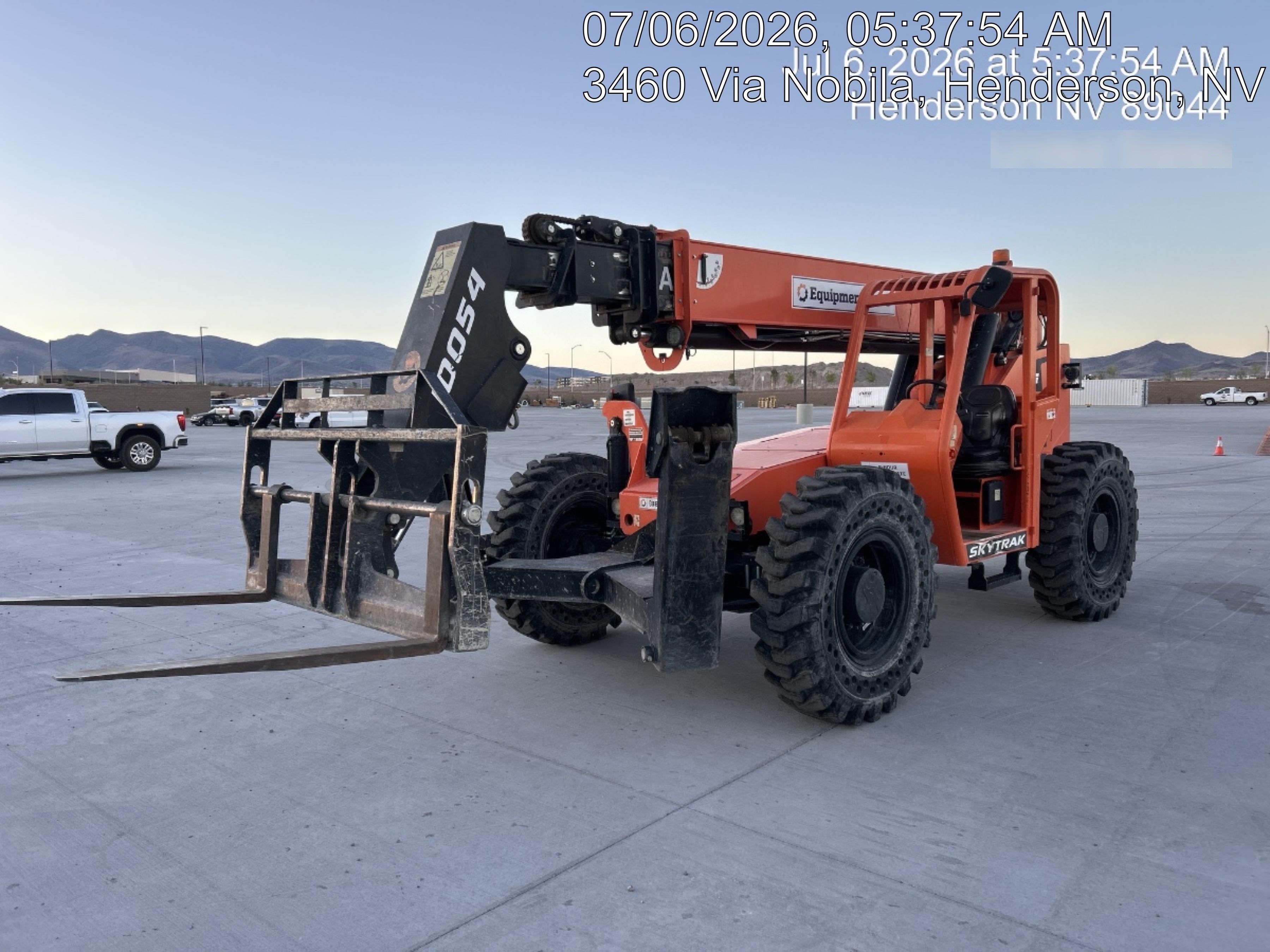2021 SKYTRAK 10054