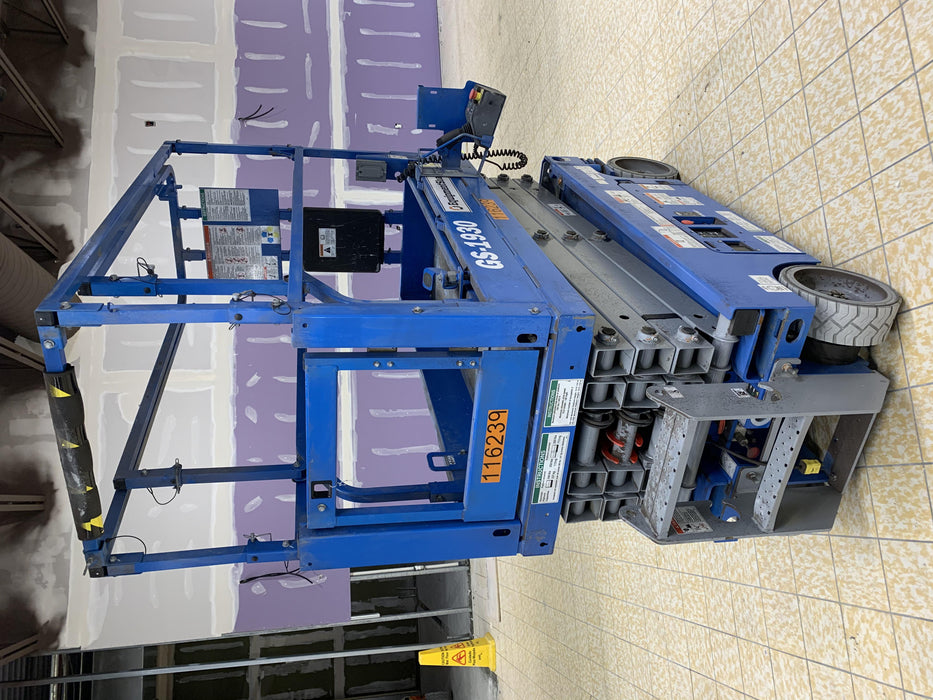 2020 Genie GS-1930 Solid Non Marking Tires, Beacon, Folding rails with half height swing gate