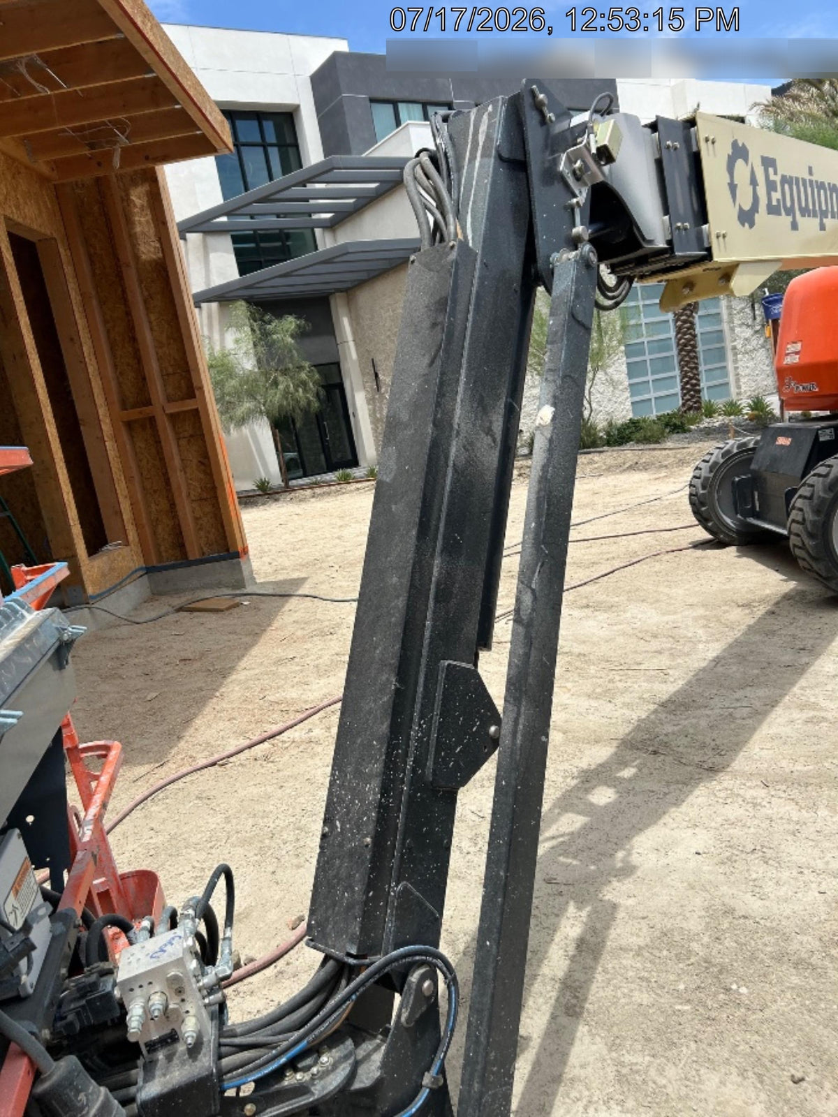 2024 JLG 660SJ