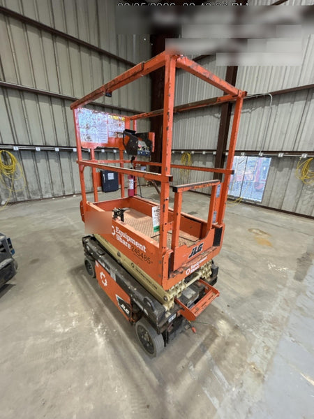2022 JLG ES1330L