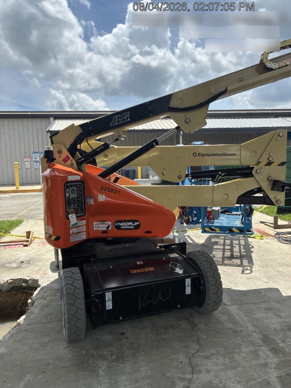 2024 JLG E400AJP Narrow
