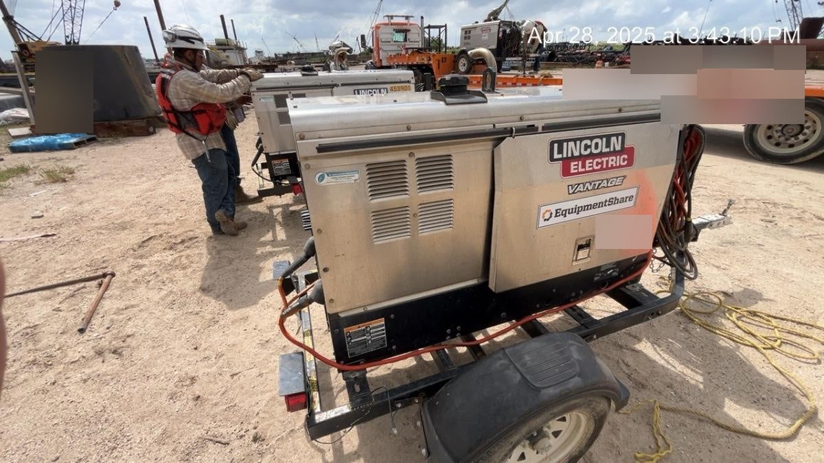 2019 Lincoln Electric Vantage 322 Welder Ready-Pak 3, Two wheel trailer, Fender and Light kit, Cable Rack