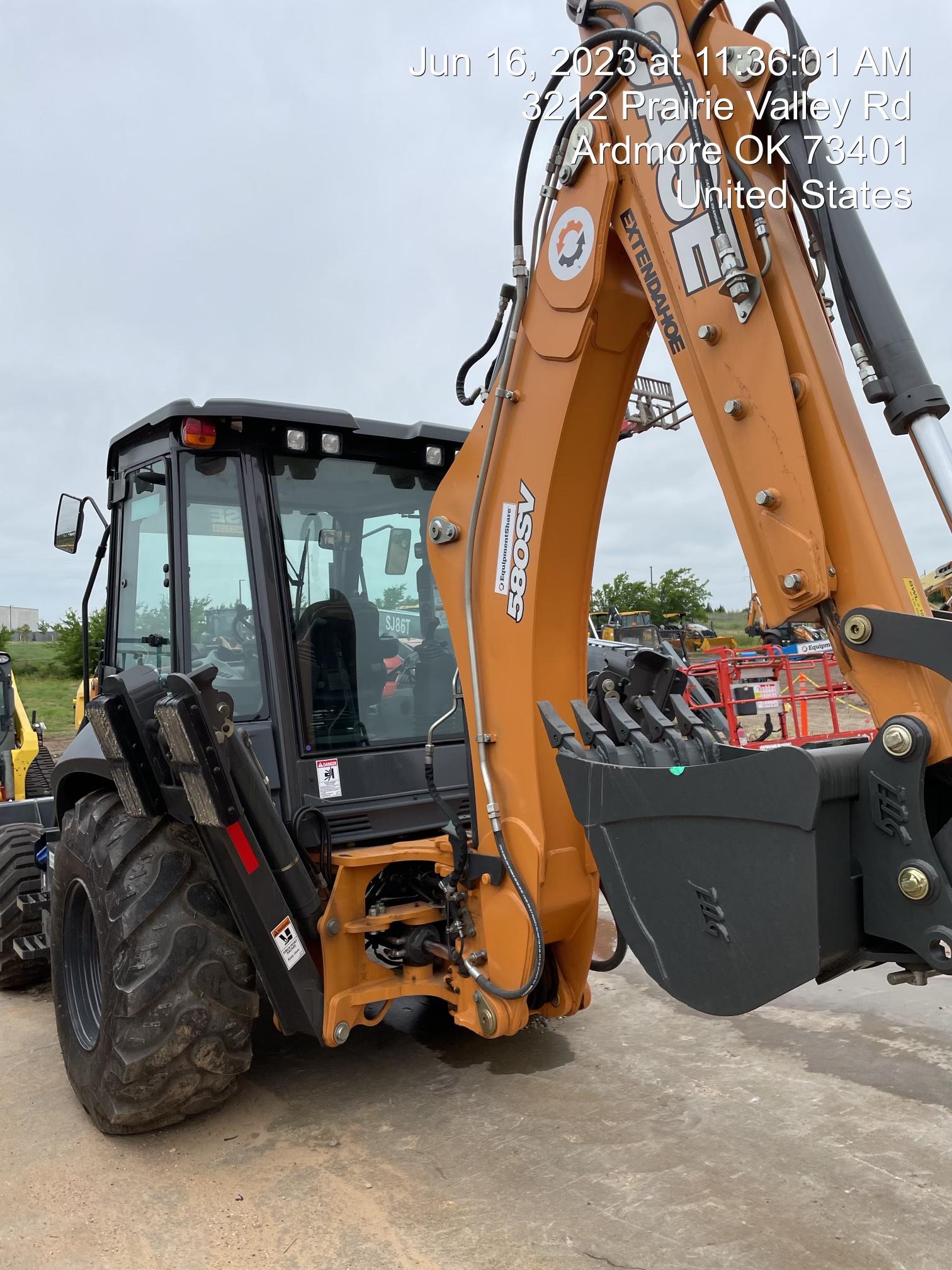 2023 CASE 580SV