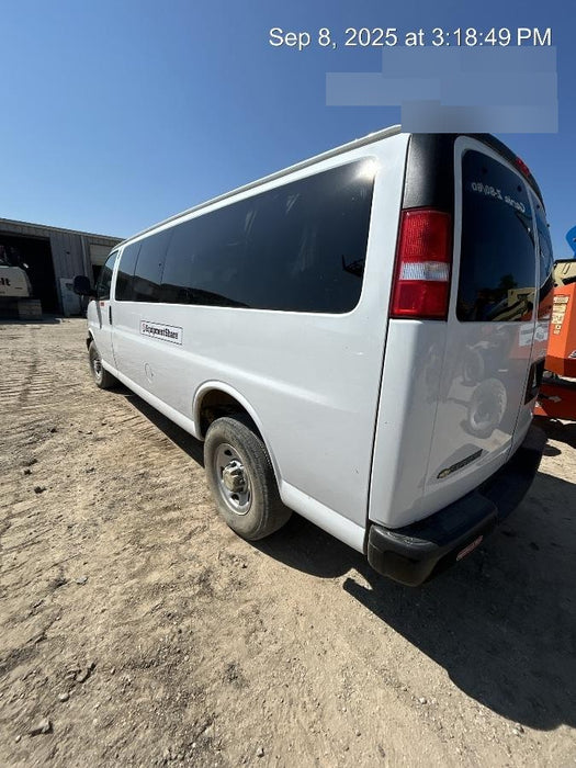 2023 CHEVROLET Express Van - Rental