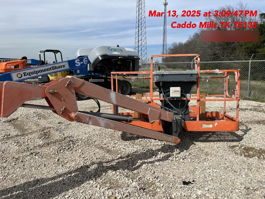 2004 JLG 660SJ