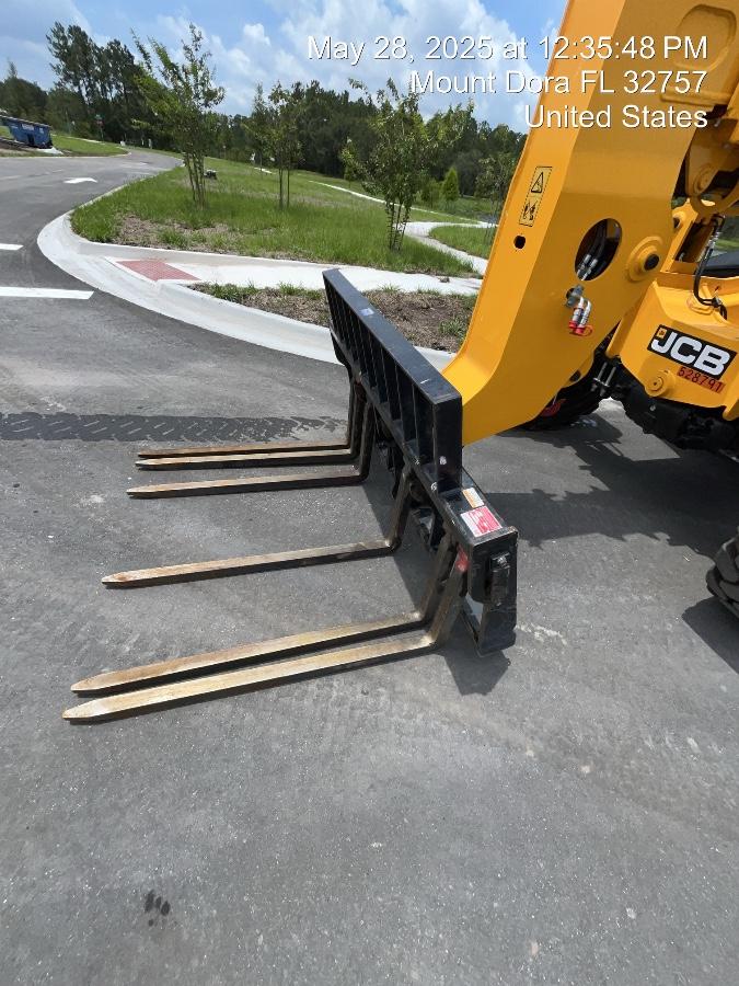 2025 JCB 509-42