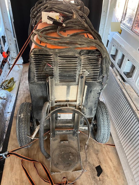 2021 Lincoln Electric Ranger 305 LPG LPG One-Pak (includes undercarriage, tank holder & tank strap) ORANGE