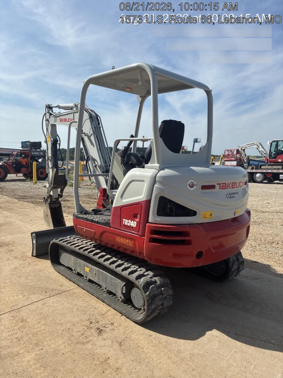 2023 TAKEUCHI TB240R
