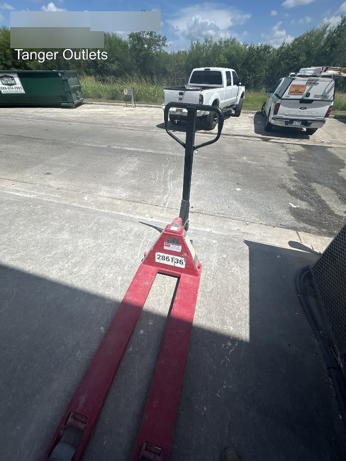 2022 DAYTON 5500 lb Pallet Jack