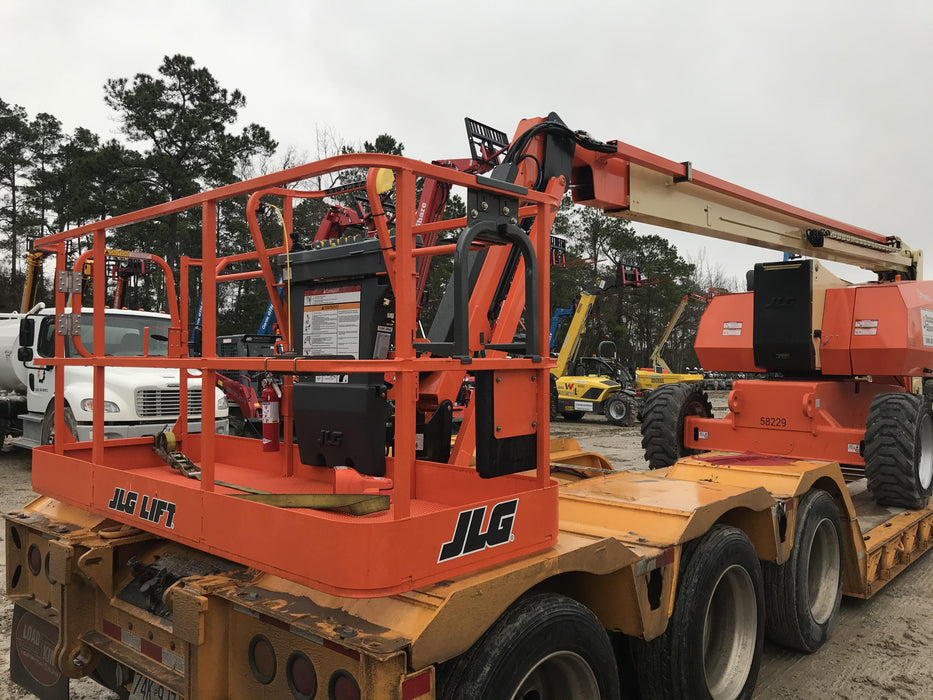 2019 JLG 800AJ