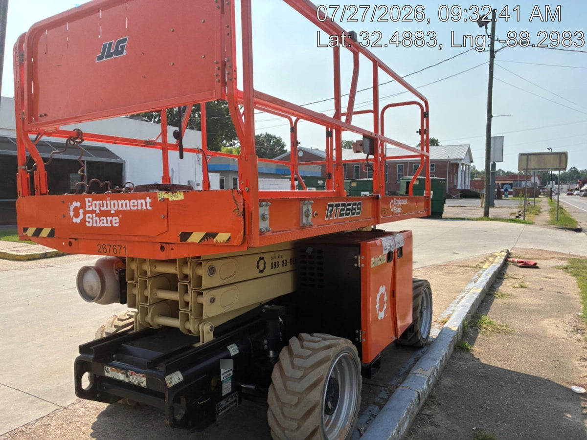 2022 JLG RT2669