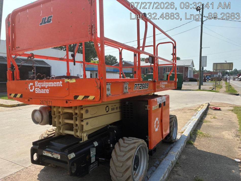 2022 JLG RT2669