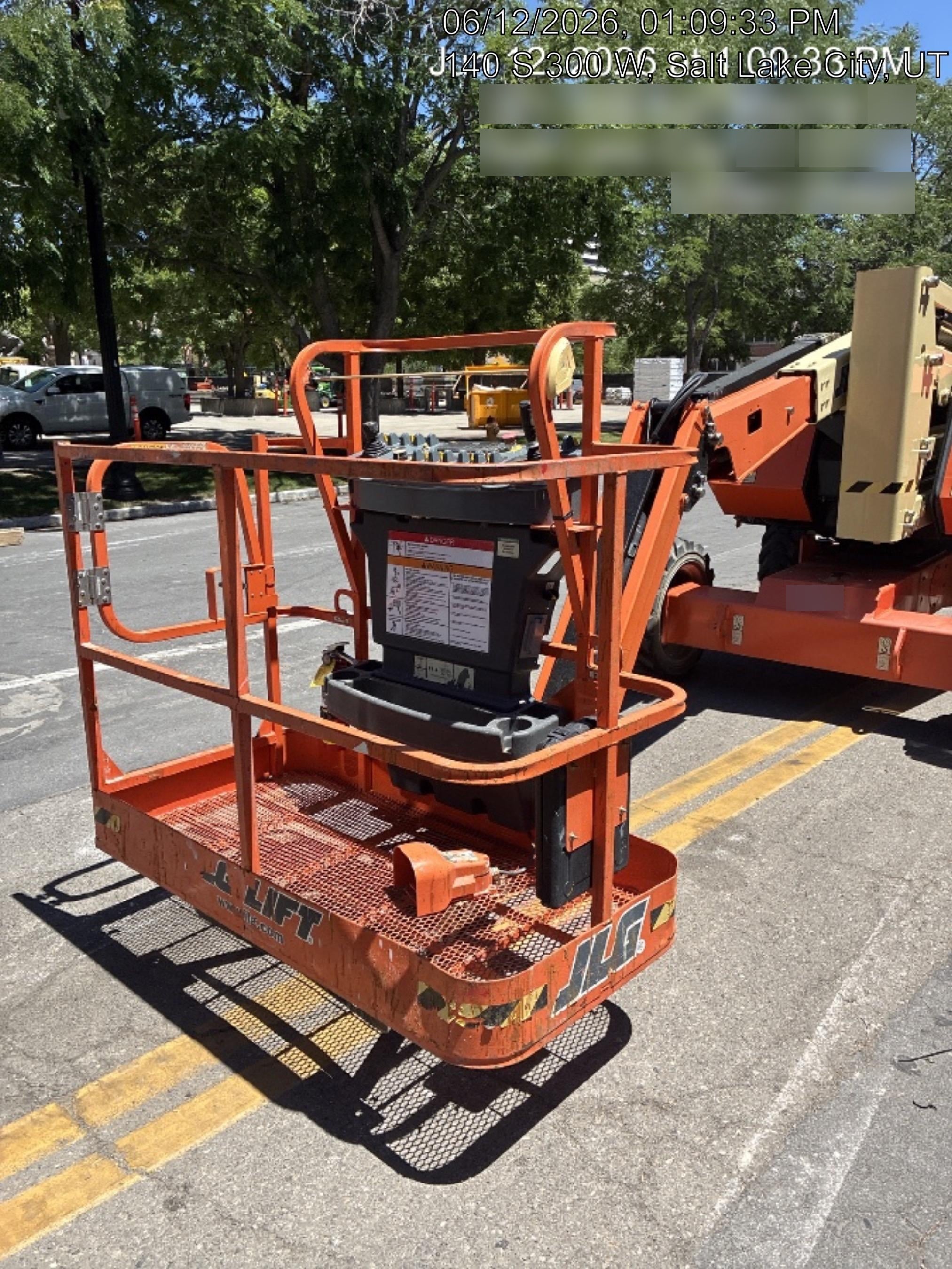 2022 JLG 340AJ