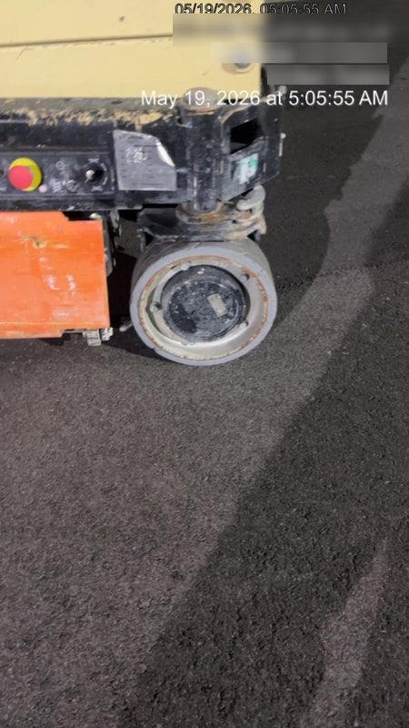 2022 JLG ES1932