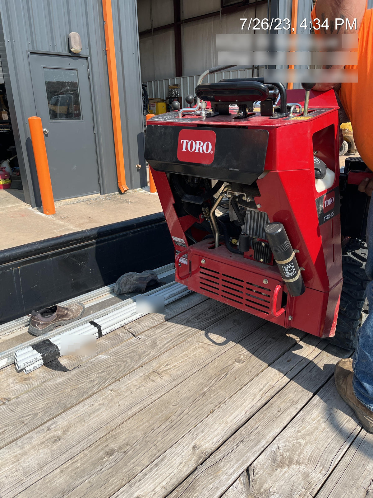 2022 TORO TRX-16