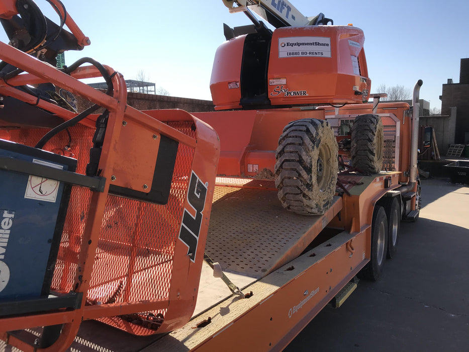 2019 JLG 460SJ