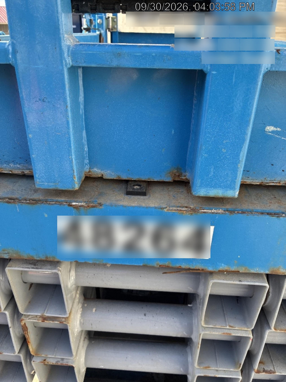 2019 Genie GS-1930 Half Height Swing Gate, 800W Inverter