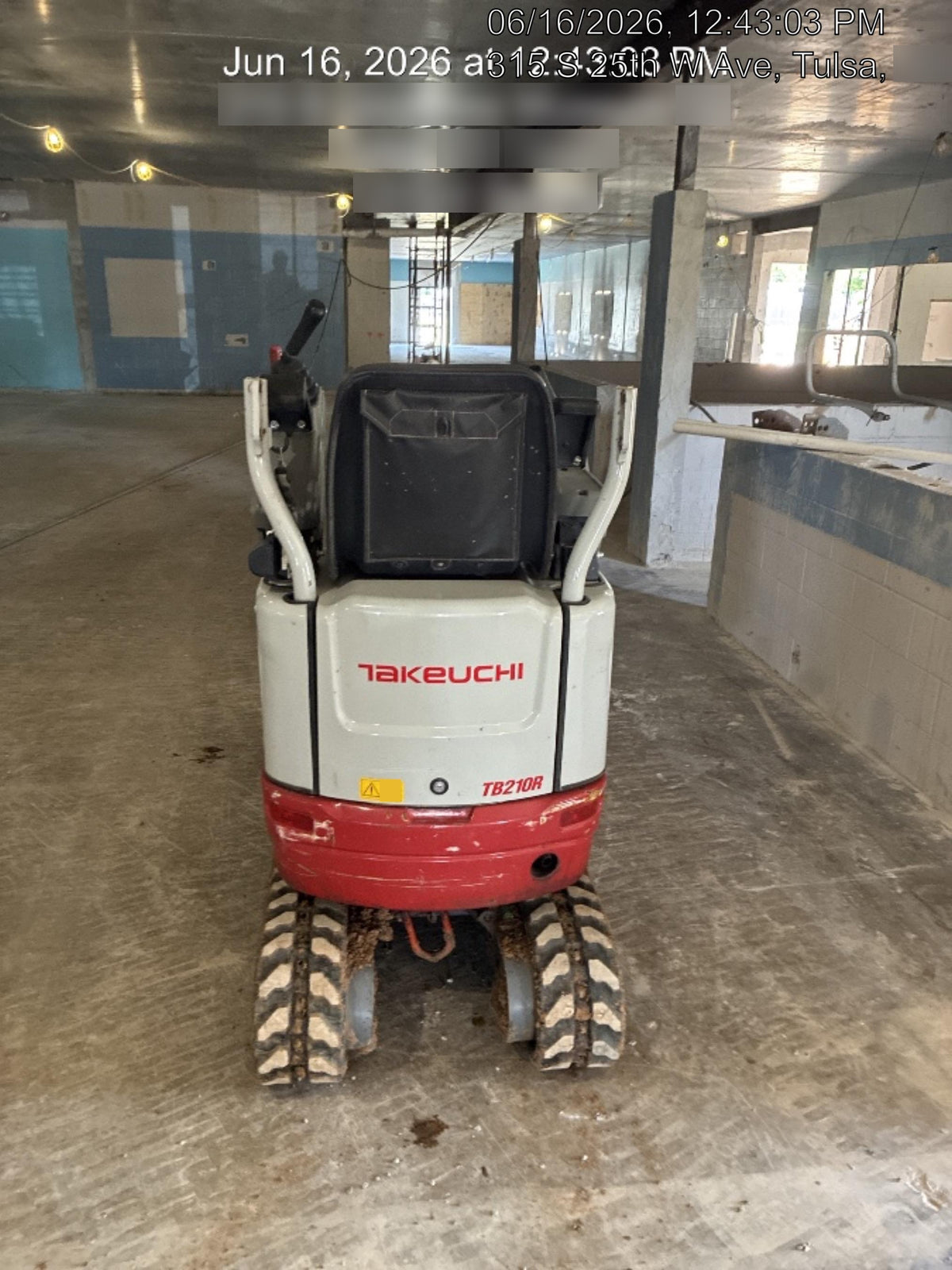 2022 TAKEUCHI TB210R
