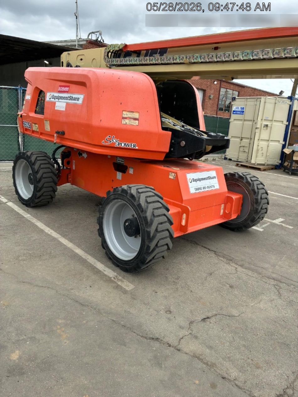 2021 JLG 660SJ