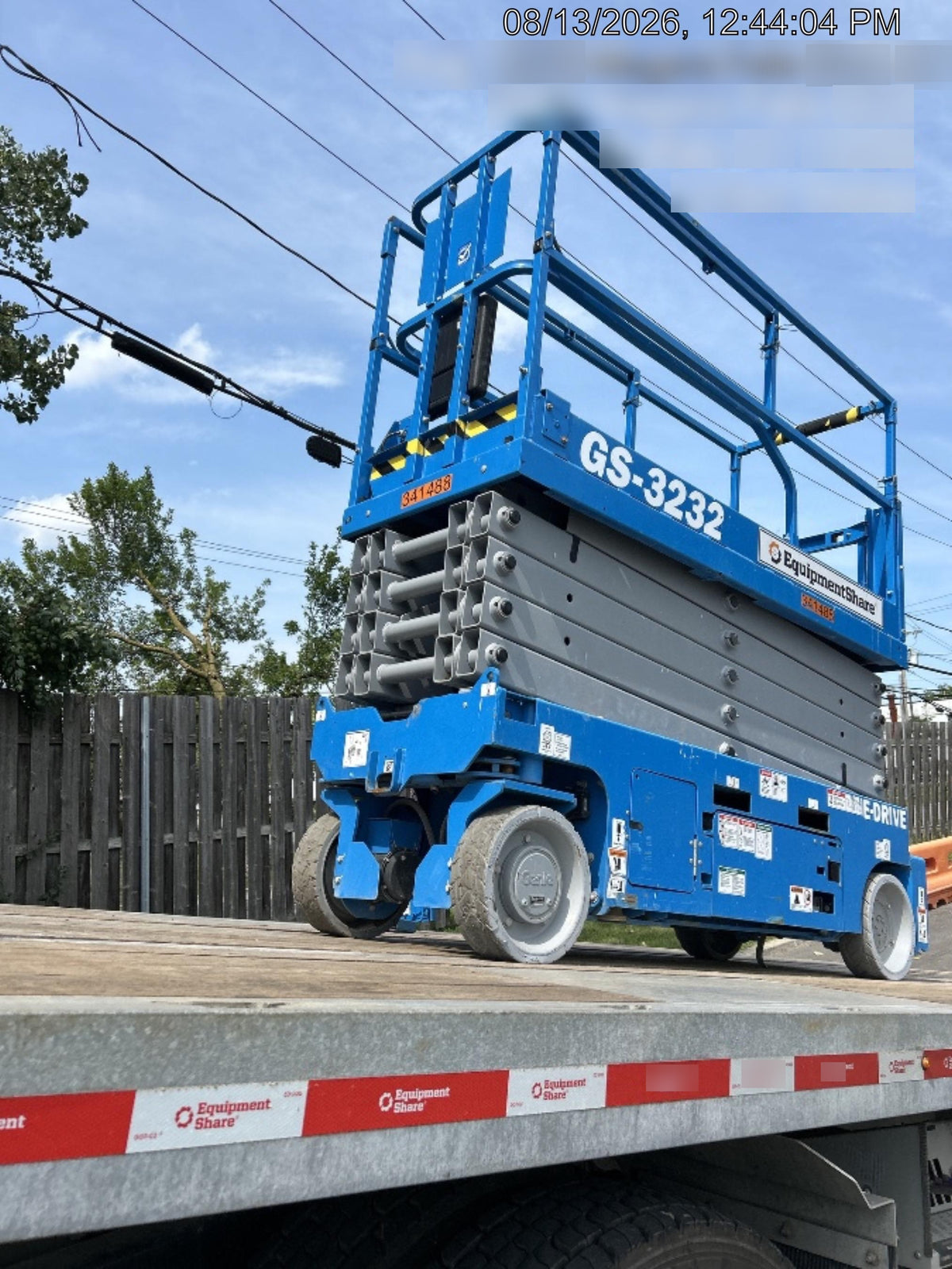 2023 GENIE GS-3232