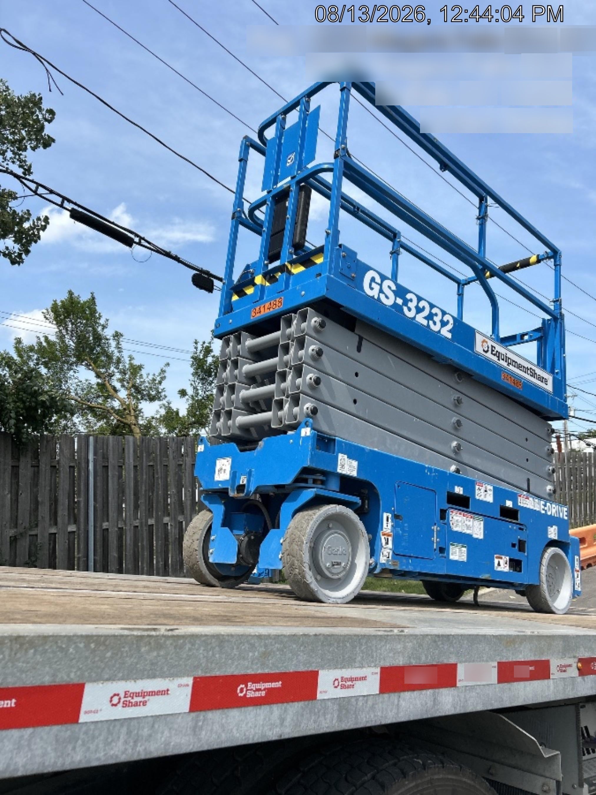 2023 GENIE GS-3232