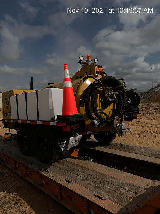 2021 Vac-Tron LP573XDT T4 Koehler Diesel Engine, 500 Gallon Debris Tank, x2 100 Gallon Water Tanks