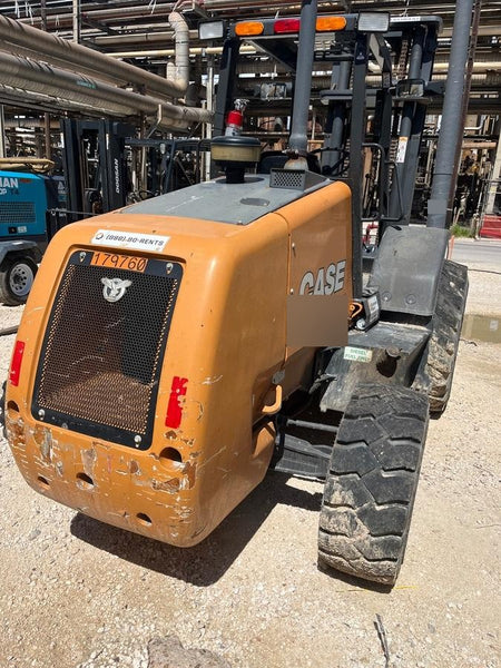 2021 CASE 588H